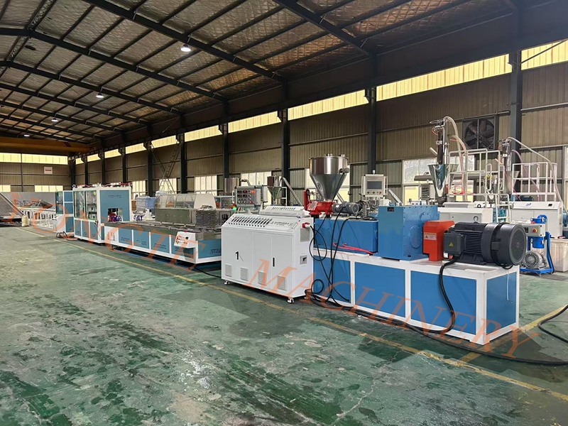 Il PVC di Yongte Plastic Machinery Planting Extrusder conduce la nuova tendenza della produzione di strutture agricole