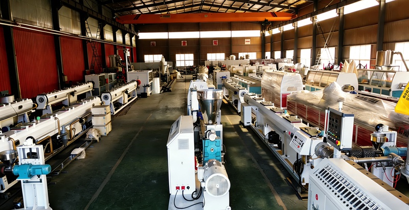 Yongte ha completato con successo la produzione di molteplici linee di estrusione di plastica