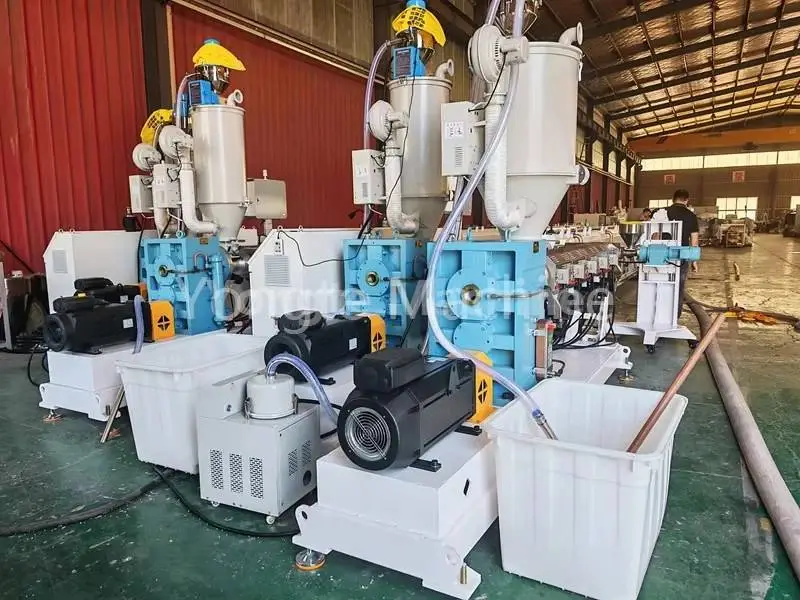 Servo drived high quality extruders
