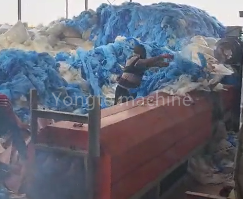 Macchina per il riciclaggio dello spreco di plastica che produce serbatoio di plastica