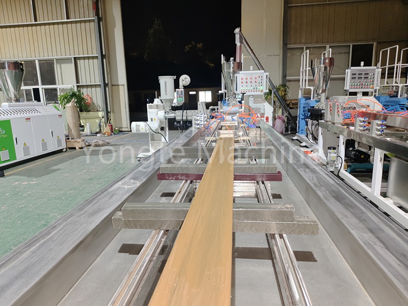 Processo di produzione composito pastico in legno