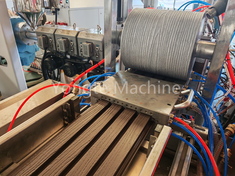 Macchina in plastica in legno/WPC Pannello a parete Co-estrusione