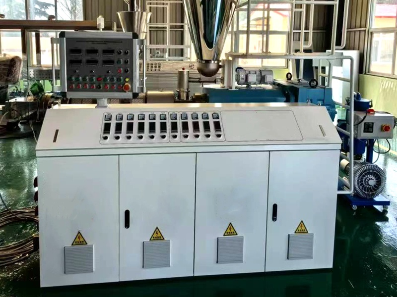 L’importanza del controllo della temperatura nella produzione di legno e plastica