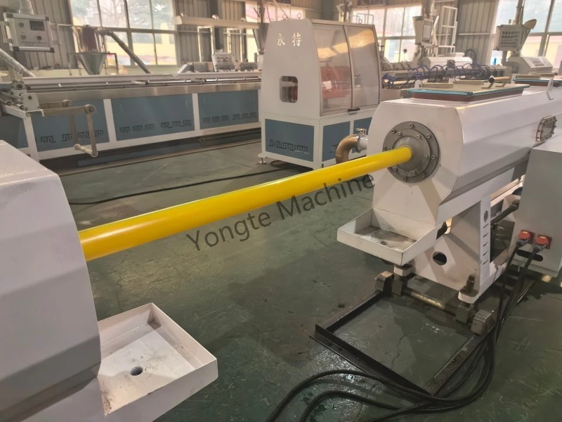 Test della macchina per tubi Yongte PPR riusciti con successo per un cliente iracheno