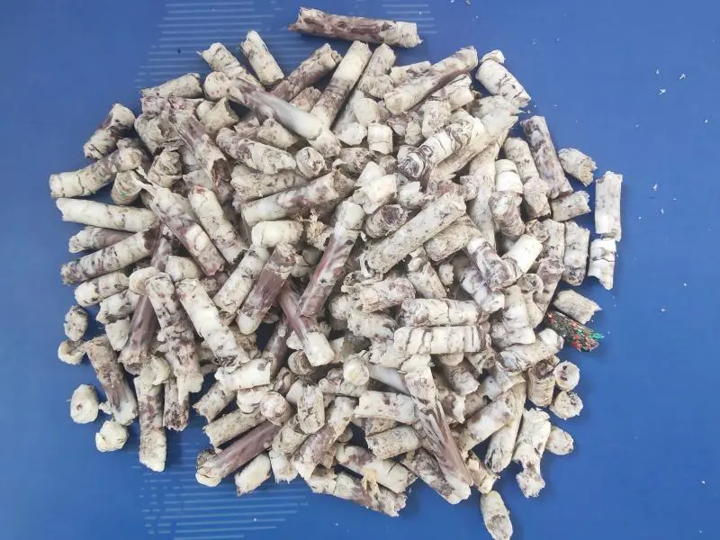 Soluzione detergente senza acqua per impianti di riciclaggio di film plastici