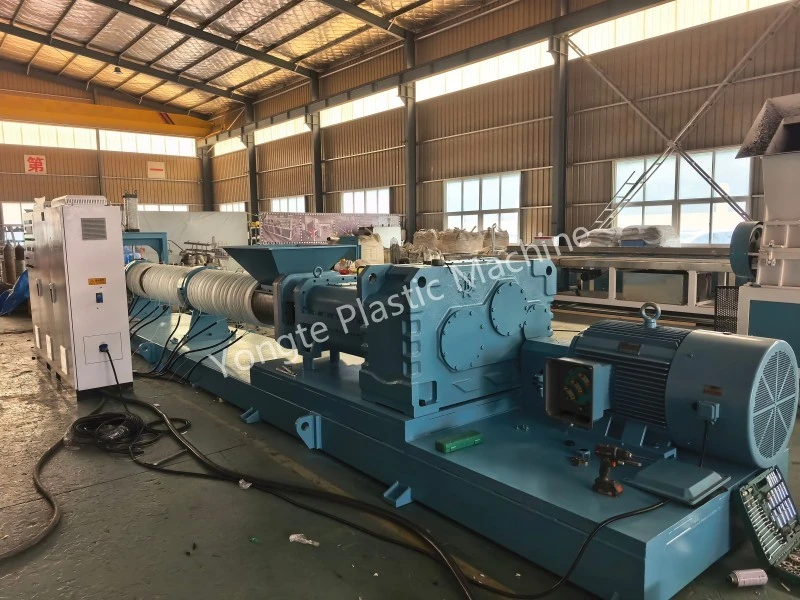 Estrusore per riciclaggio bivite parallelo da 210 mm per l'Africa