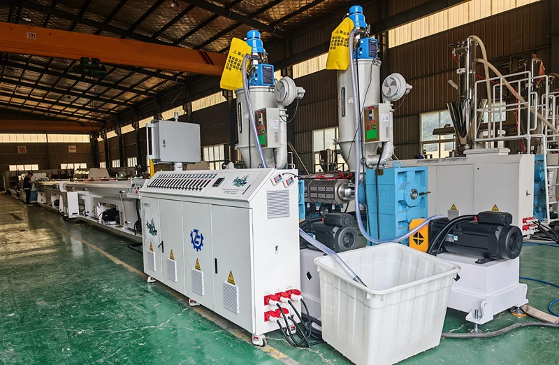 Progetto di successo della linea di coestrusione di tubi PPR da 75-160 mm in Algeria