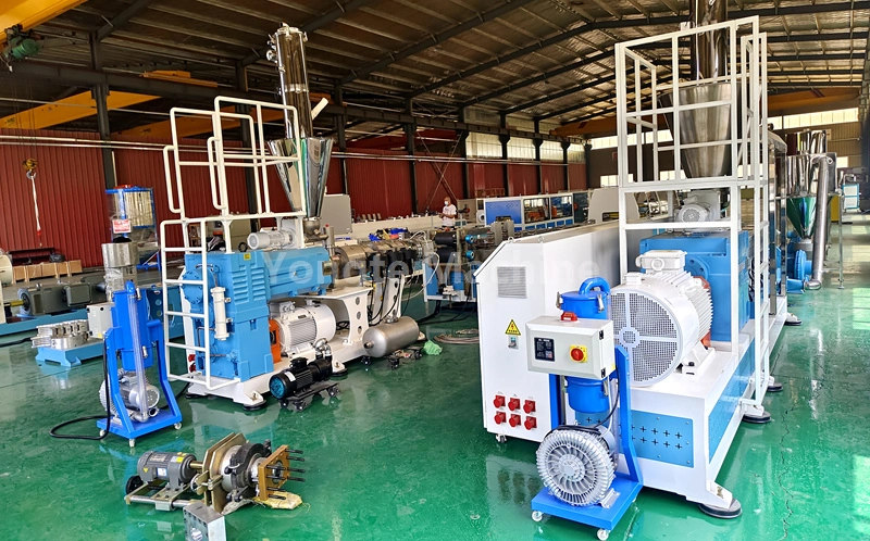Macchina per la produzione di pellet WPC